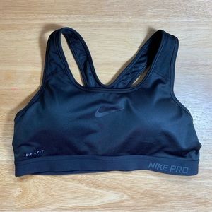 Nike’s Sports Bra Medium
